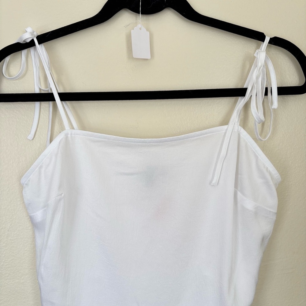 Express White Polyester Garment - image 4